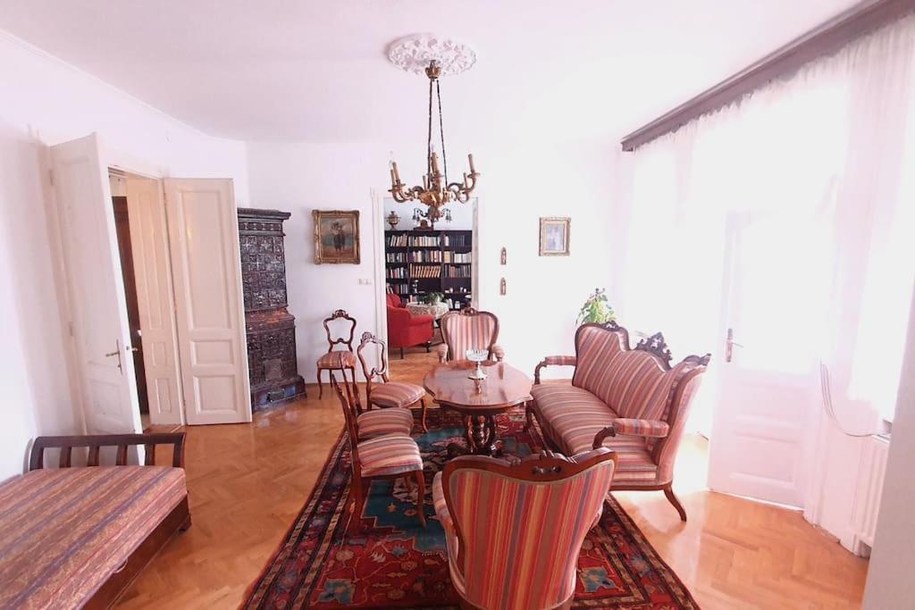 Romantic Villa - Pápa Exteriör bild